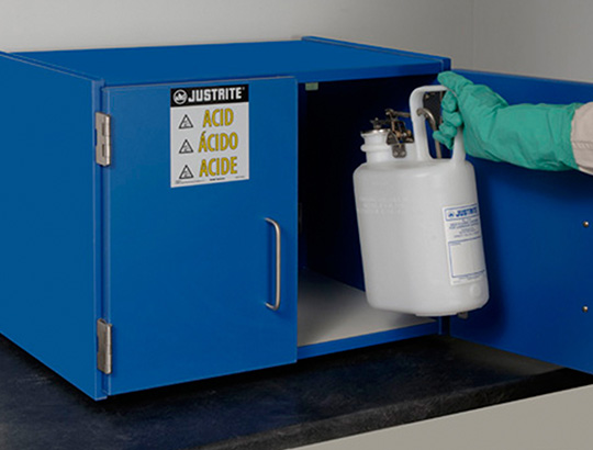 Sure-Grip® EX Flammable Safety Cabinet,90 gallon,2 self-close doors. Sure-Grip® EX Flammable Safety Cabinet,90 gallon,2 self-close doors.